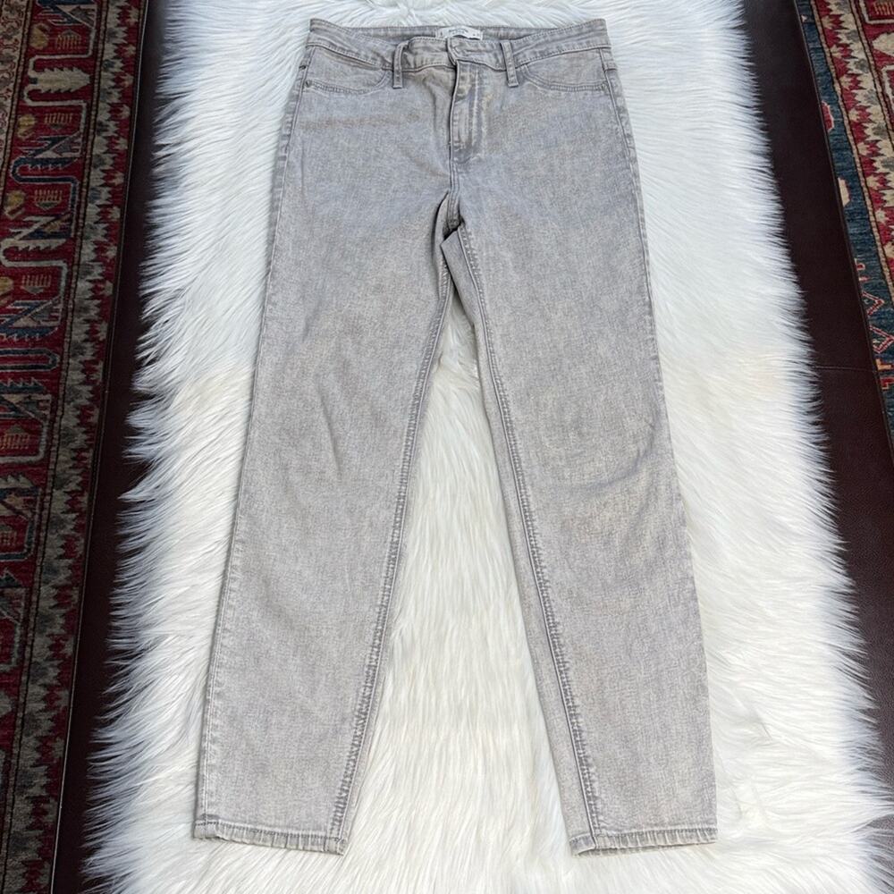Abercrombie Light Gray Stretch Skinny Jeans - Picture 1 of 5